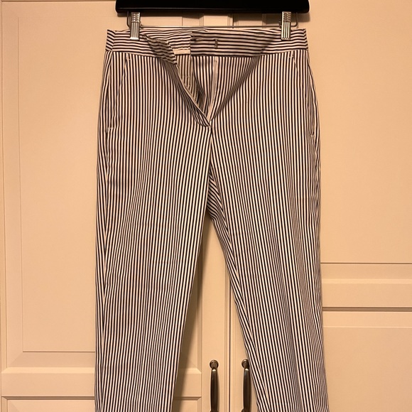 White and grey pants with bows on ankles eu size 36 fits like a US2 - Picture 2 of 4
